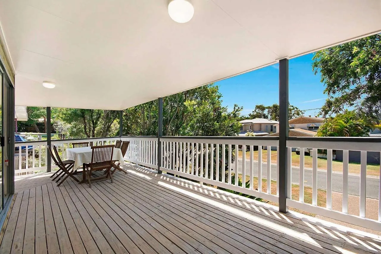 Depper St Beautifully Renovated Beach House 阳光海岸 度假居
