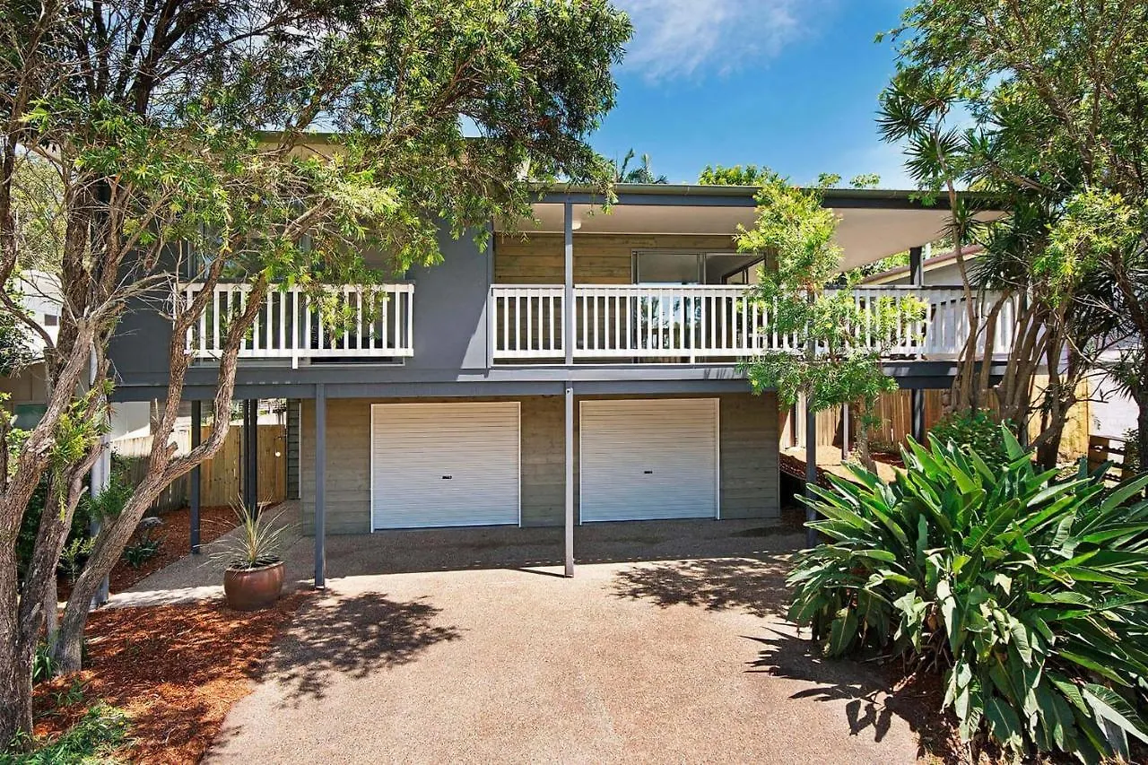 Depper St Beautifully Renovated Beach House 阳光海岸 0*,  澳大利亚